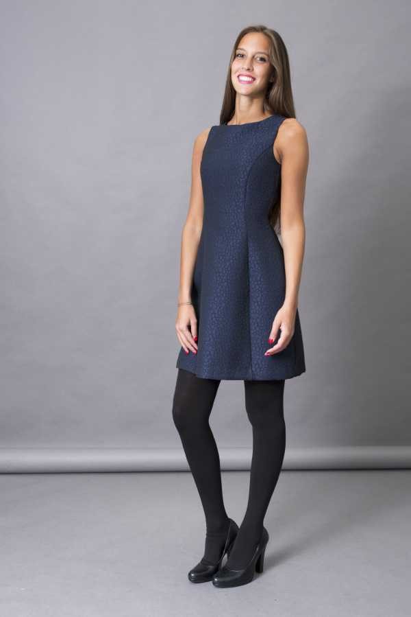 Vente de prêt à porter féminin à Marseille par la boutique Solution