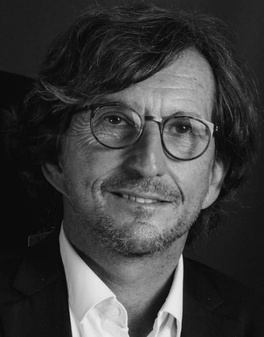 Dr Régis Courbier, chirurgien esthétique et plastique à Marseille – expert en interventions visage et corps